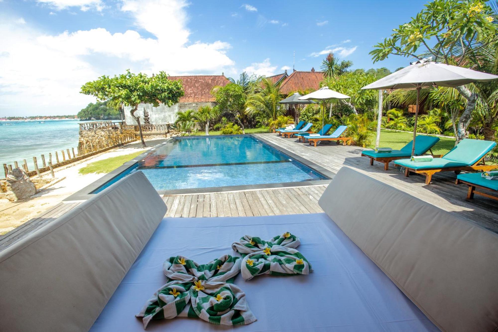 D'Muncuk Huts Lembongan Hotel Exterior photo