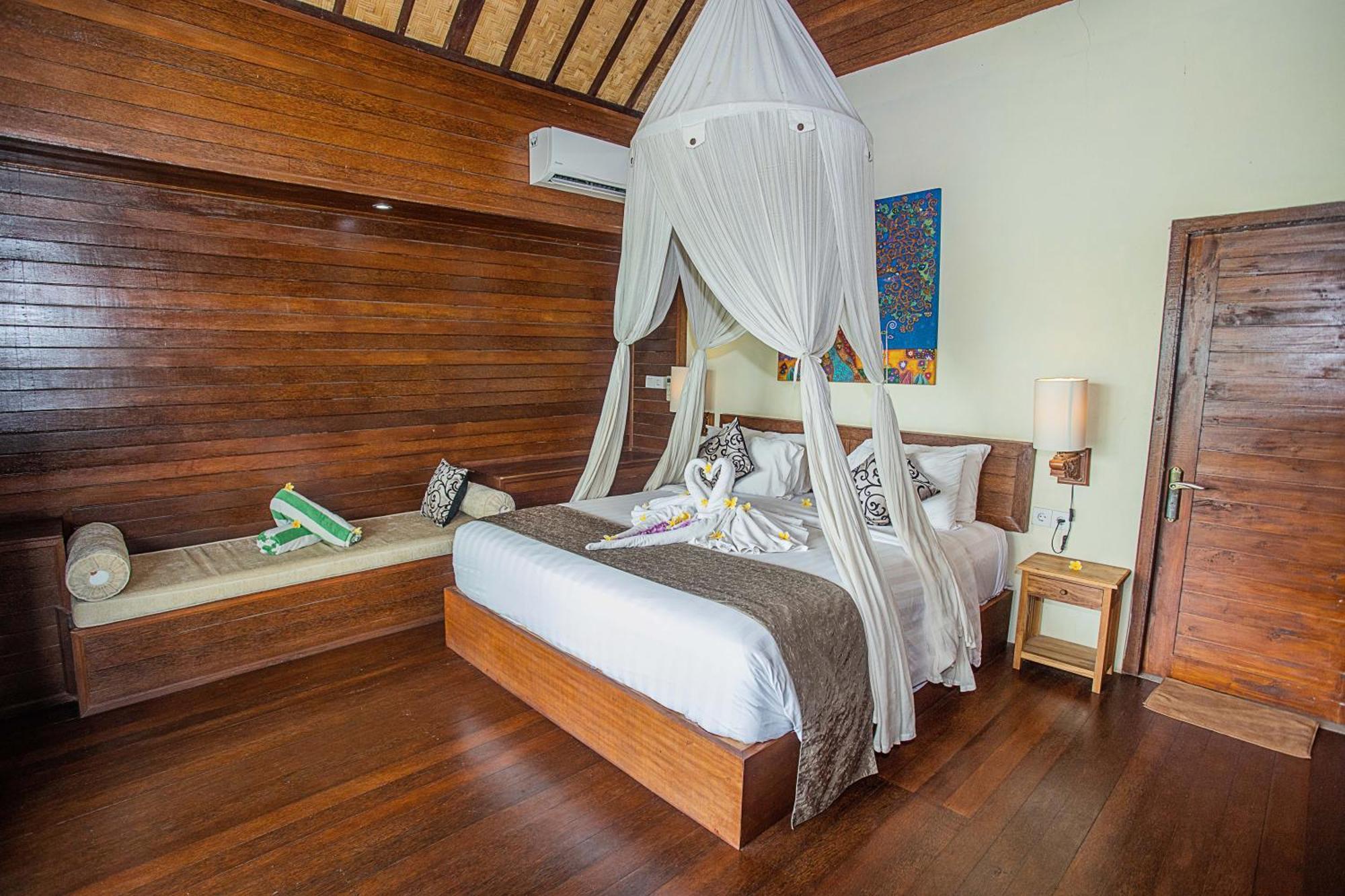 D'Muncuk Huts Lembongan Hotel Exterior photo