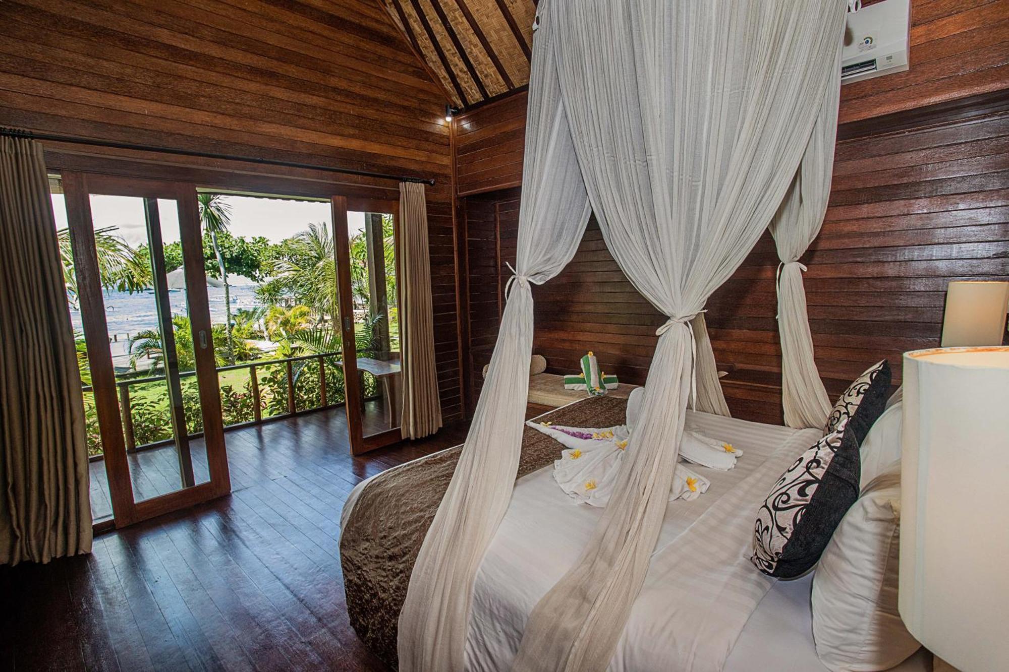 D'Muncuk Huts Lembongan Hotel Exterior photo